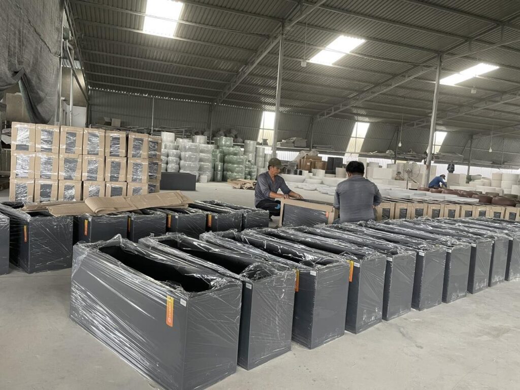 chau-composite-be-mat-da-truong-quoc-te-BIS