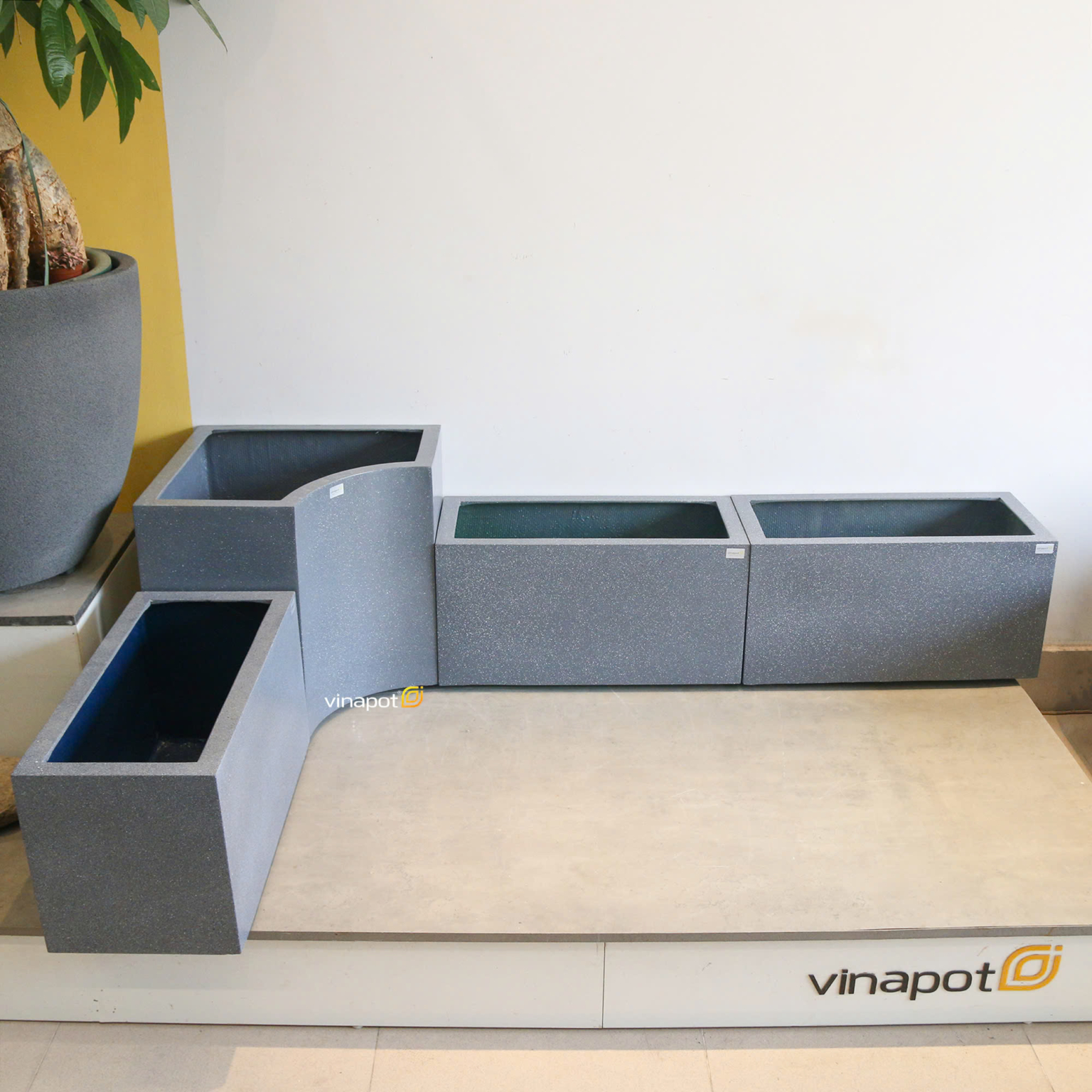 hệ chậu cây composite ban công sản xuất sẵn