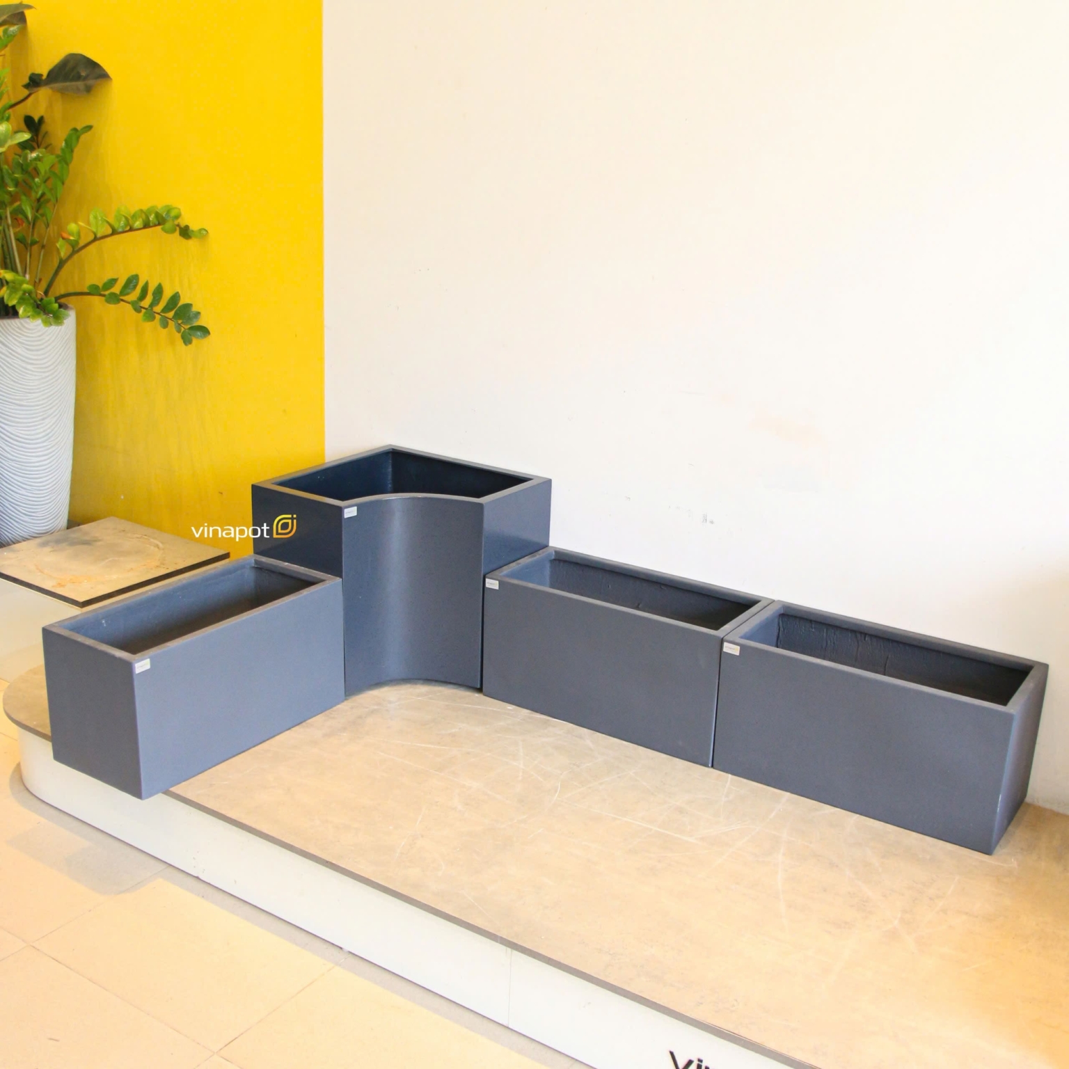 hệ chậu cây composite ban công sản xuất sẵn