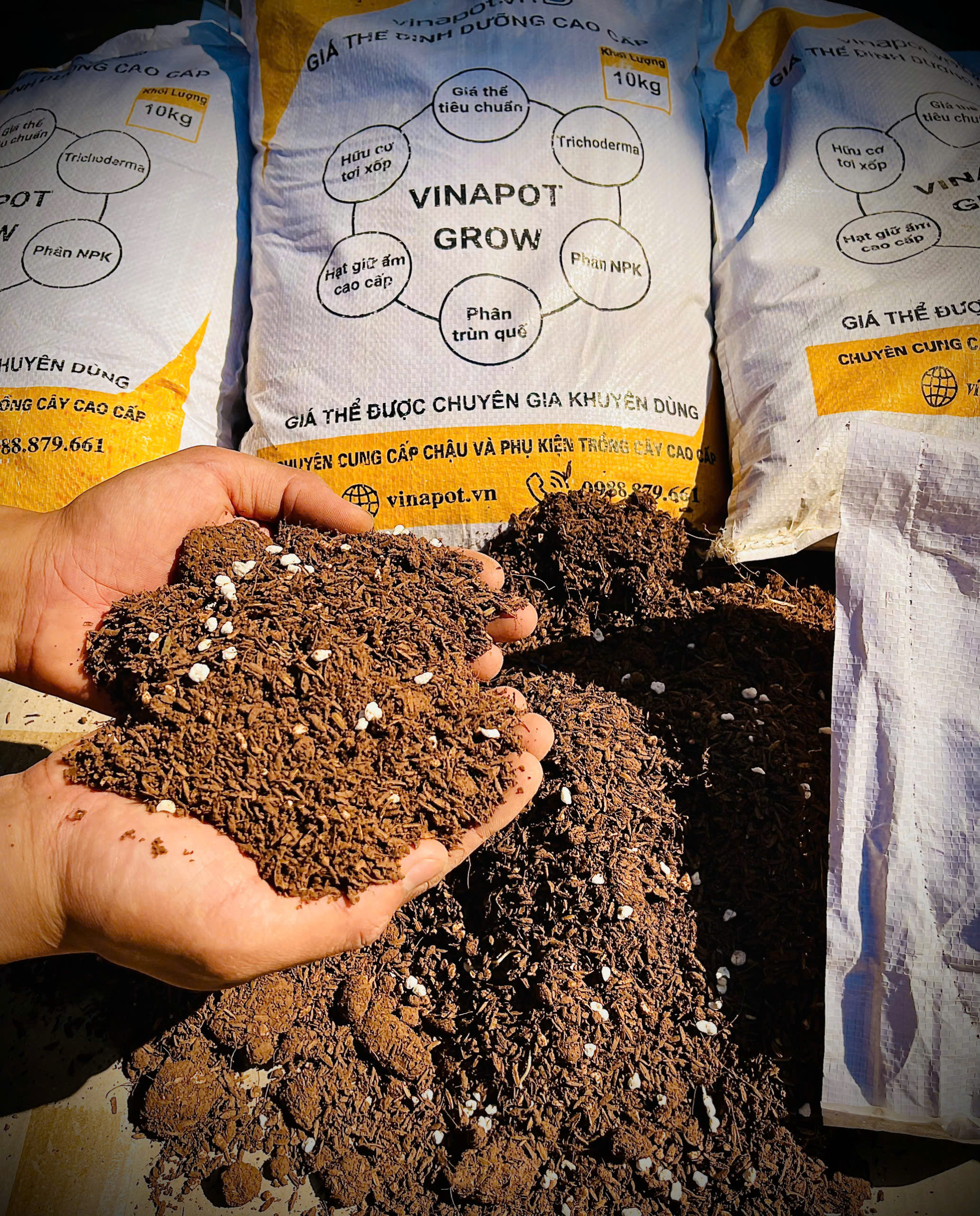 Giá thể dinh dưỡng - đất trồng cây