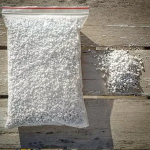 Xốp thẩm thấu - đá Perlite giữ ẩm cho cây